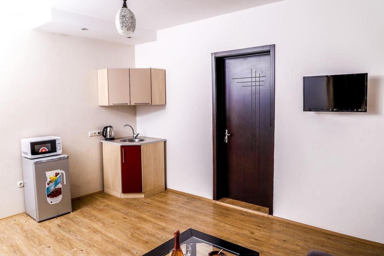 Hotel Monaco Tbilisi Ngoại thất bức ảnh