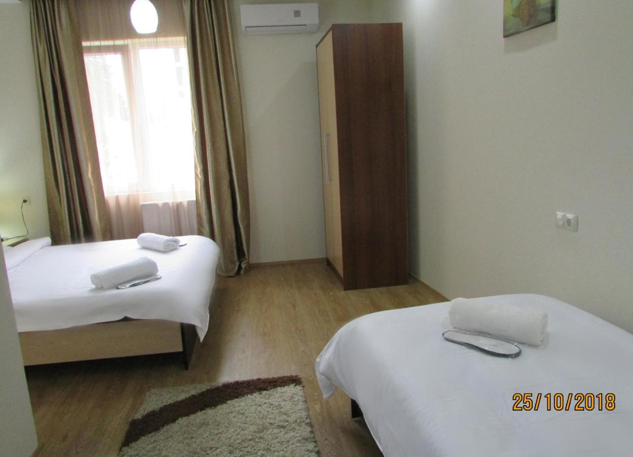 Hotel Monaco Tbilisi Ngoại thất bức ảnh