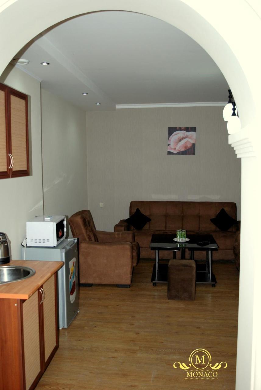 Hotel Monaco Tbilisi Ngoại thất bức ảnh